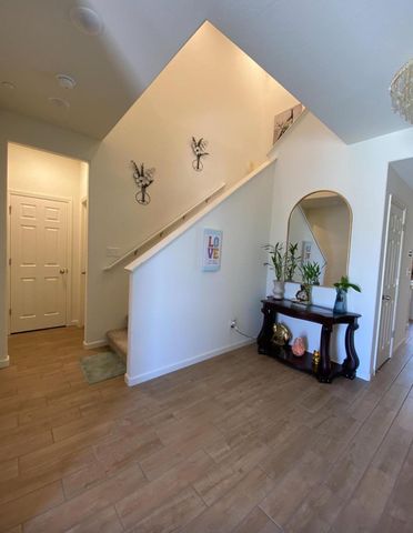 6585 E Huffman Ave, Fresno, CA 93727