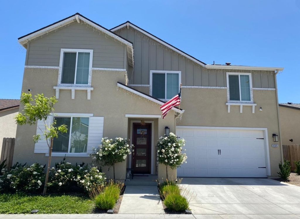 6585 E Huffman Ave, Fresno, CA 93727