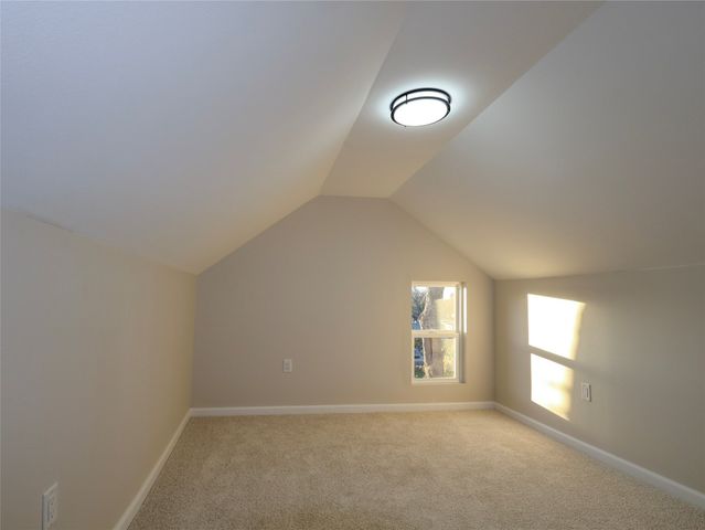 355 NW Aurora Avenue, Des Moines, IA 50313