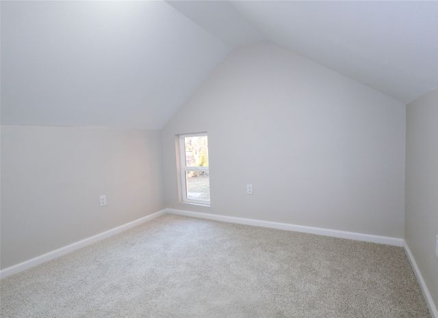 355 NW Aurora Avenue, Des Moines, IA 50313