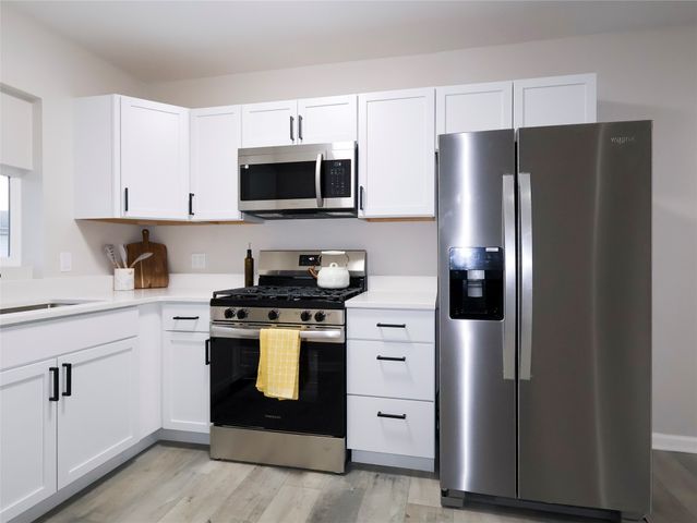 355 NW Aurora Avenue, Des Moines, IA 50313