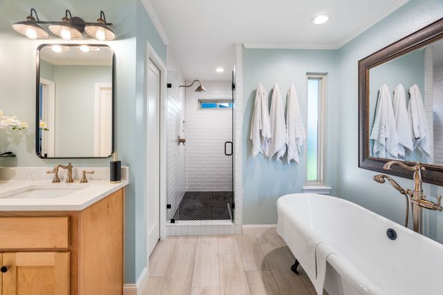 16214 Spring Creek Road, Dallas, TX 75248