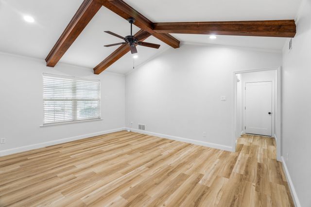16214 Spring Creek Road, Dallas, TX 75248