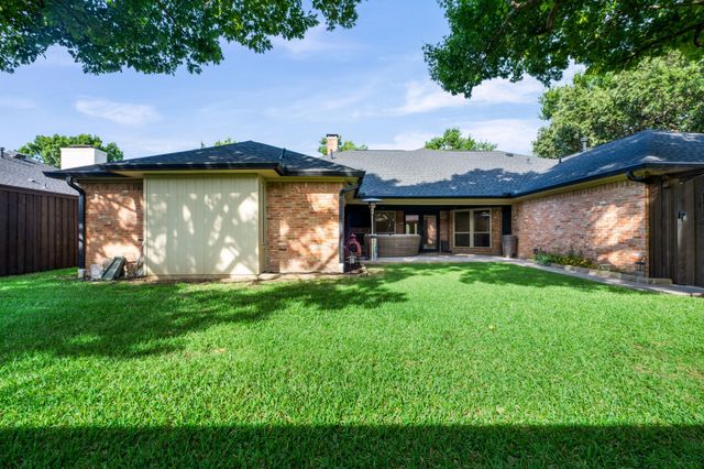 16214 Spring Creek Road, Dallas, TX 75248