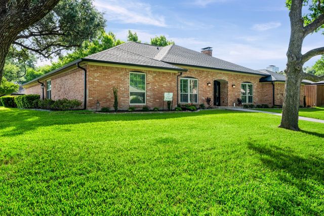 16214 Spring Creek Road, Dallas, TX 75248
