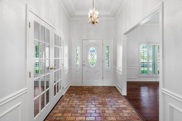 16214 Spring Creek Road, Dallas, TX 75248