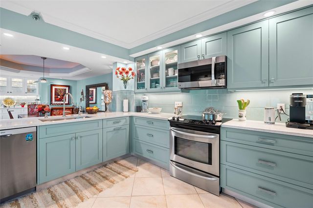 19670 Beach Rd PHA4, Tequesta, FL 33469