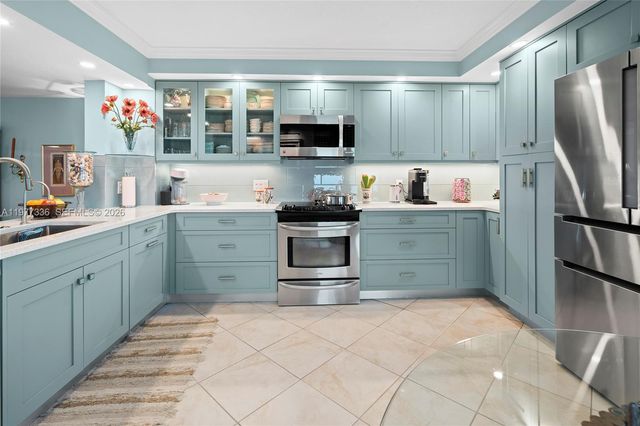 19670 Beach Rd PHA4, Tequesta, FL 33469