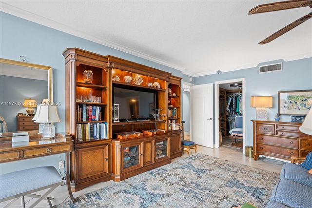 19670 Beach Rd PHA4, Tequesta, FL 33469