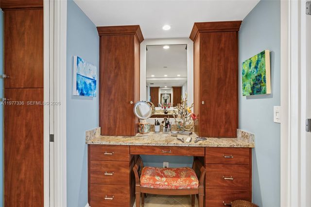 19670 Beach Rd PHA4, Tequesta, FL 33469