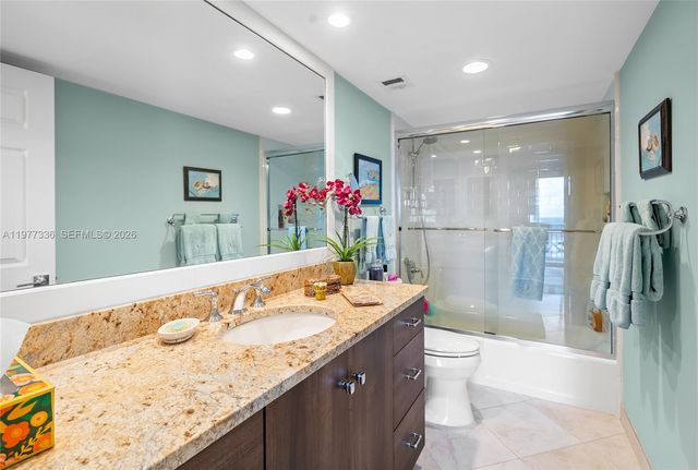 19670 Beach Rd PHA4, Tequesta, FL 33469