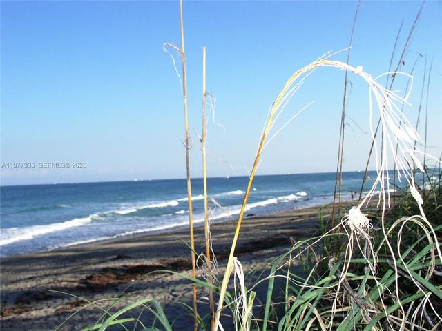 19670 Beach Rd PHA4, Tequesta, FL 33469