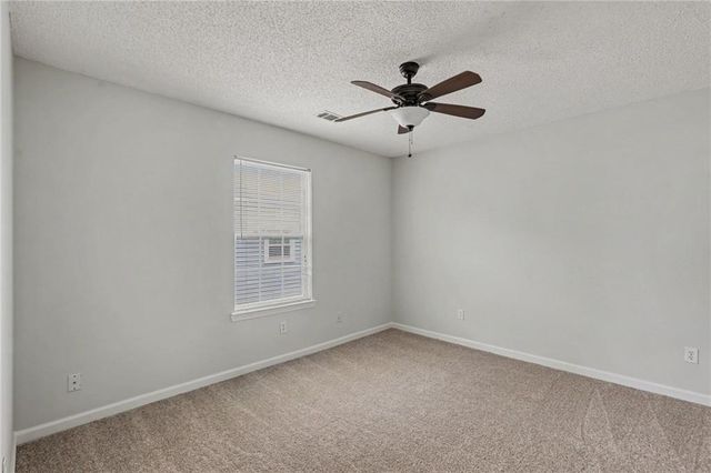 9009 Highland Pass, Fairburn, GA 30213