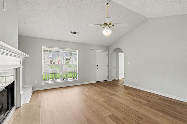 9009 Highland Pass, Fairburn, GA 30213