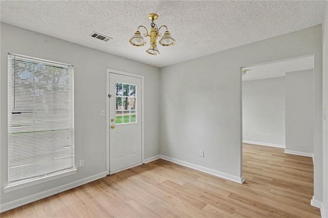 9009 Highland Pass, Fairburn, GA 30213