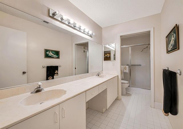 7027 Summer Tree Drive 201, Boynton Beach, FL 33437