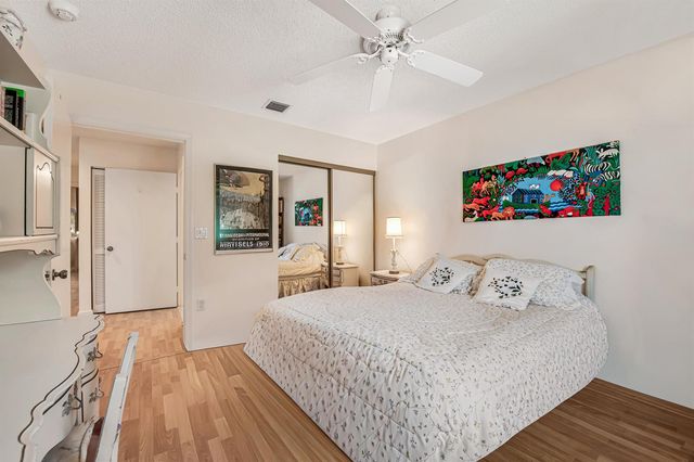 7027 Summer Tree Drive 201, Boynton Beach, FL 33437