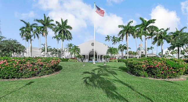7027 Summer Tree Drive 201, Boynton Beach, FL 33437