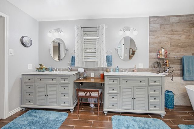 1609 Comanche Trail, Garland, TX 75043