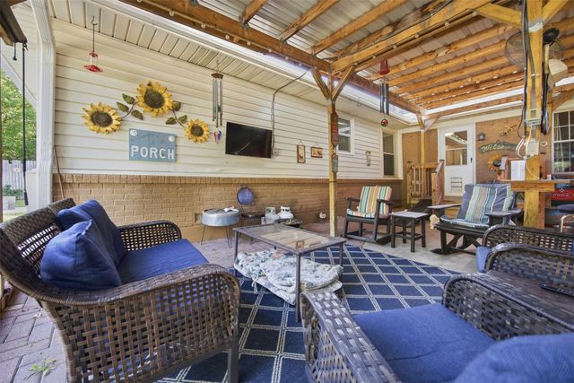 1609 Comanche Trail, Garland, TX 75043