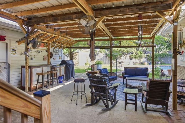 1609 Comanche Trail, Garland, TX 75043