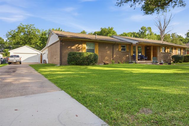 1609 Comanche Trail, Garland, TX 75043