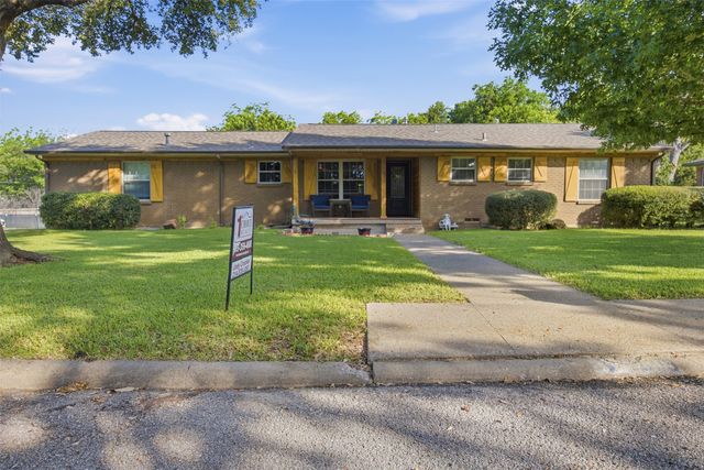 1609 Comanche Trail, Garland, TX 75043