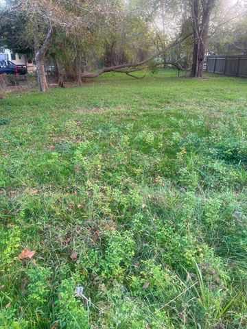 2379 Pope Street, Beaumont, TX 77703