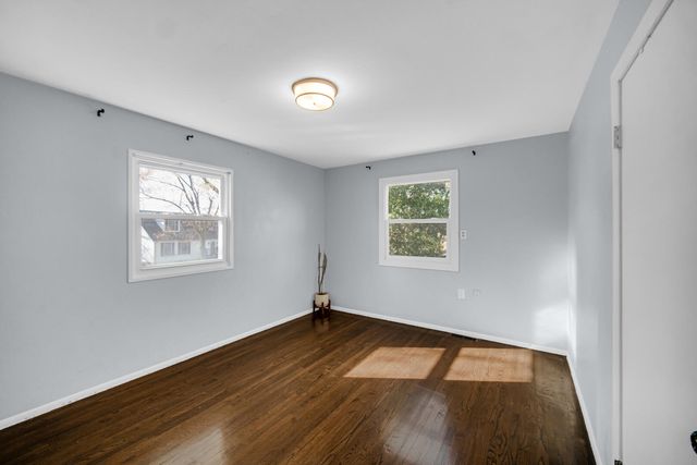 397 W Millport Drive, Valparaiso, IN 46385