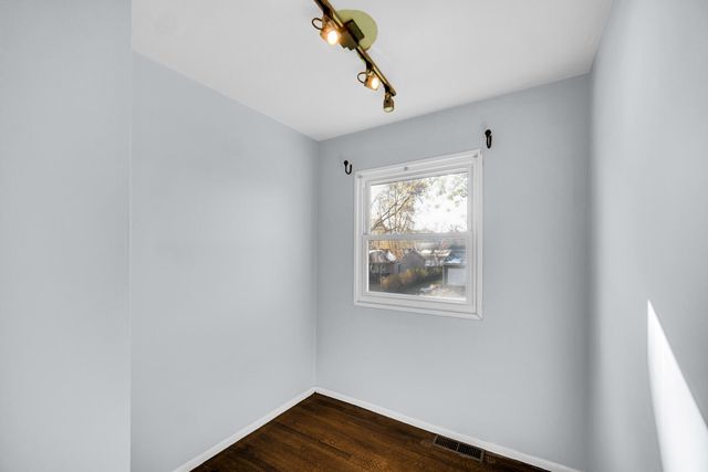 397 W Millport Drive, Valparaiso, IN 46385