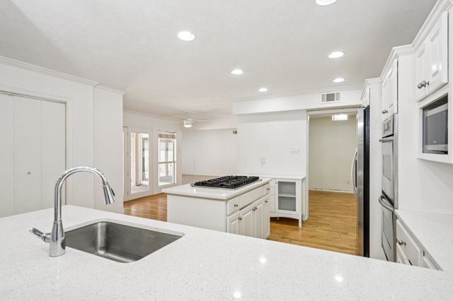4016 Willow Ridge Drive, Dallas, TX 75244