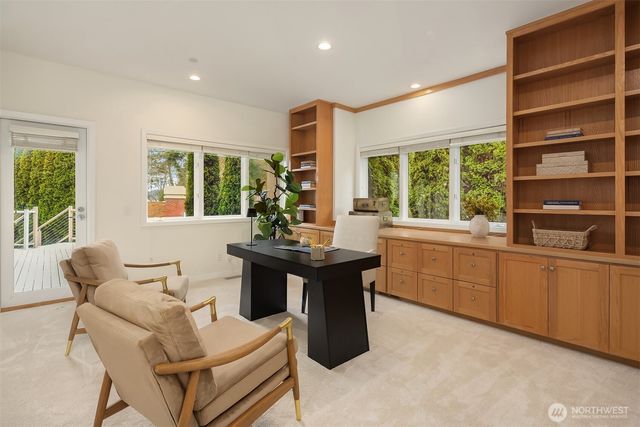 7439 W Mercer Way, Mercer Island, WA 98040