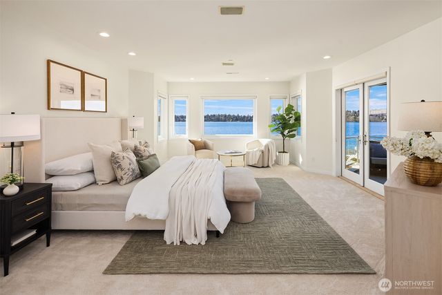 7439 W Mercer Way, Mercer Island, WA 98040