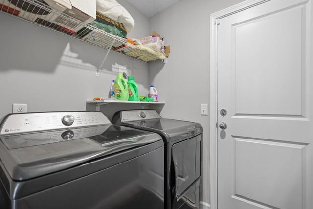 192 Hummingbird Lane, Jesup, GA 31545