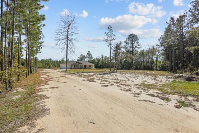 192 Hummingbird Lane, Jesup, GA 31545