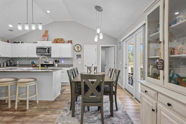 192 Hummingbird Lane, Jesup, GA 31545