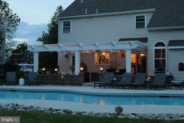 12 HIGH HILL LN, Thornton, PA 19373
