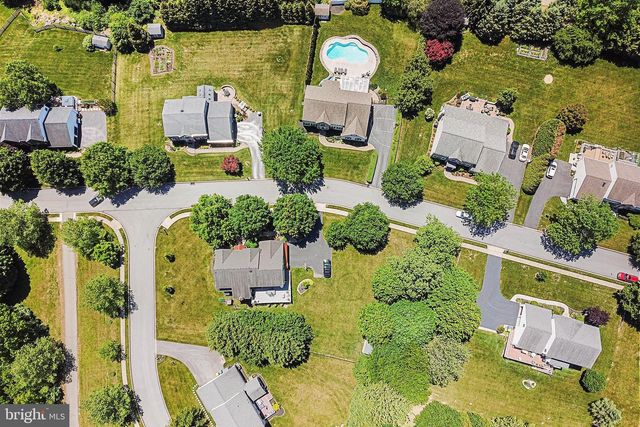 12 HIGH HILL LN, Thornton, PA 19373