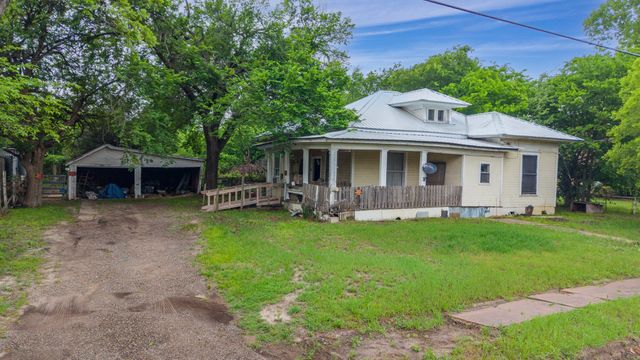 601 Gladys Street, Lone Oak, TX 75453