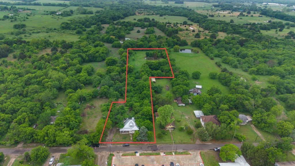601 Gladys Street, Lone Oak, TX 75453