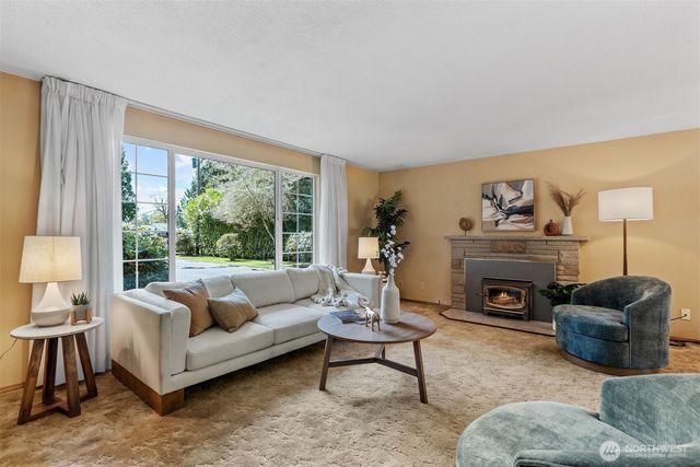 6017 132nd Street E, Puyallup, WA 98373