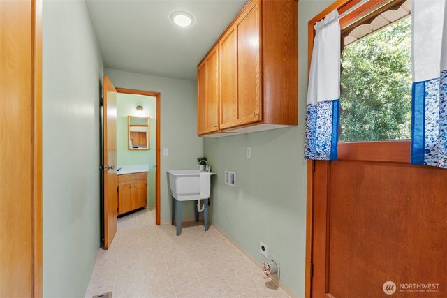 6017 132nd Street E, Puyallup, WA 98373