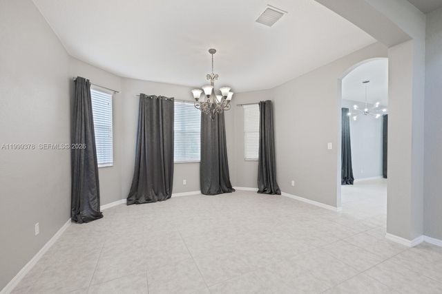 4207 W Whitewater Ave, Weston, FL 33332