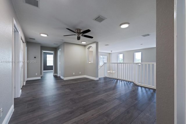 4207 W Whitewater Ave, Weston, FL 33332