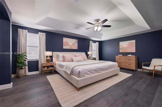 4207 W Whitewater Ave, Weston, FL 33332