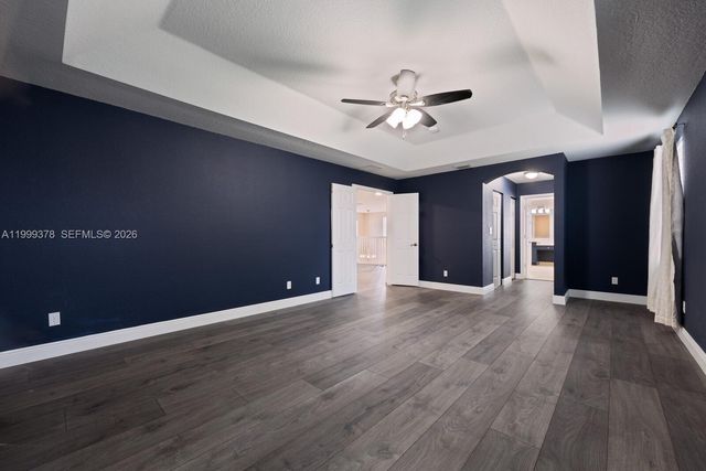 4207 W Whitewater Ave, Weston, FL 33332