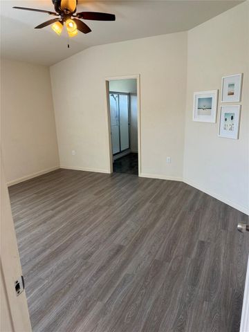 18421 Willow Sage LN, Elgin, TX 78621