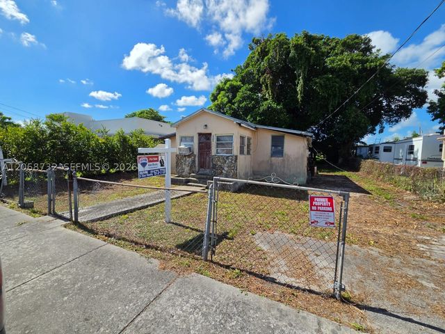 3168 NW 66th St, Miami, FL 33147