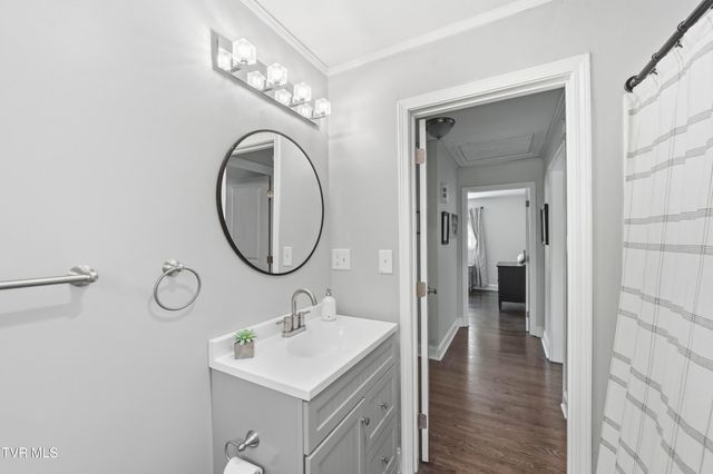 404 Valley Drive, Bristol, VA 24201
