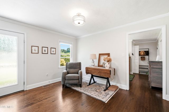 404 Valley Drive, Bristol, VA 24201